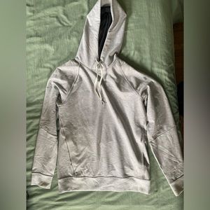 Lululemon light gray sweatshirt size XS